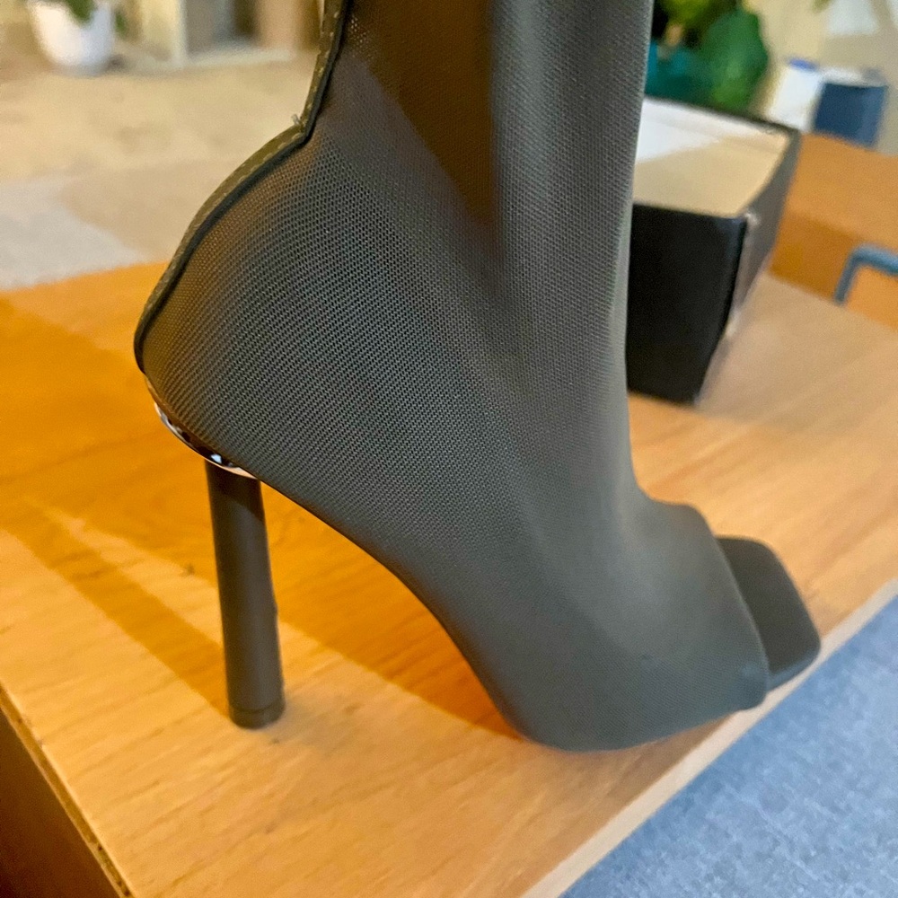 Sheer boots